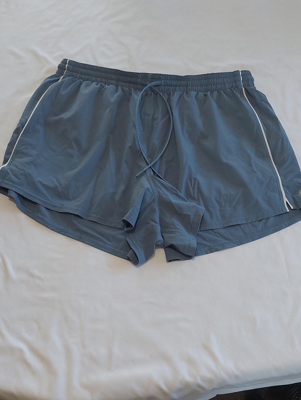 Lululemon Womens Athletic Running Shorts - Slate Blue.Size 14